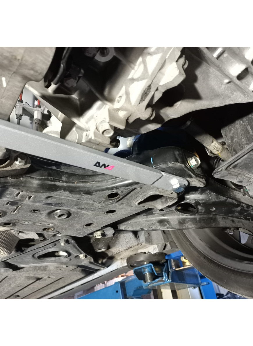 Hyundai i20N - DNA Racing front subframe tie rod kit